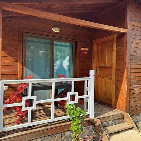 Karaoez Ada Bungalows & Villa Buitenkant foto
